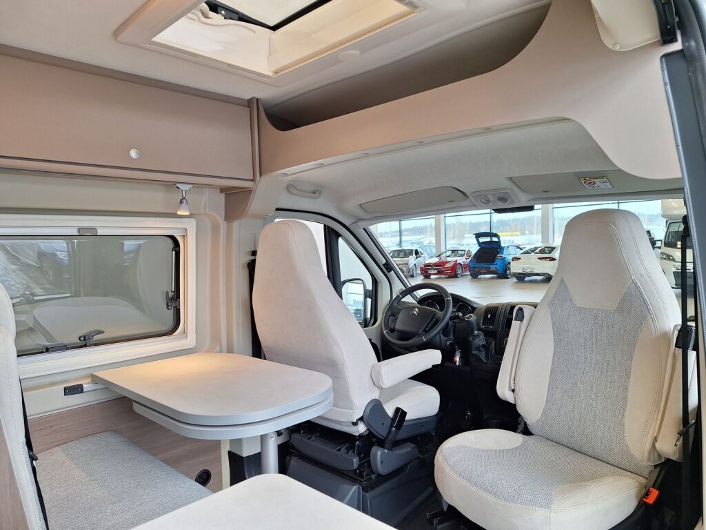 Carado CVE 600 PRO 2025 Valkoinen