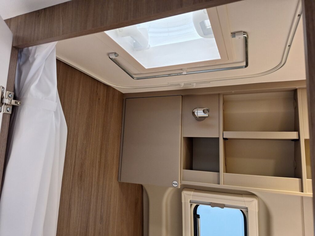 Carado CVE 600 PRO 2025 Valkoinen