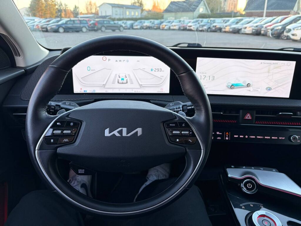 Kia EV6 2023 URBAN YELLOW