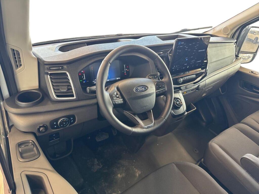 Ford Transit 2026 Frozen White