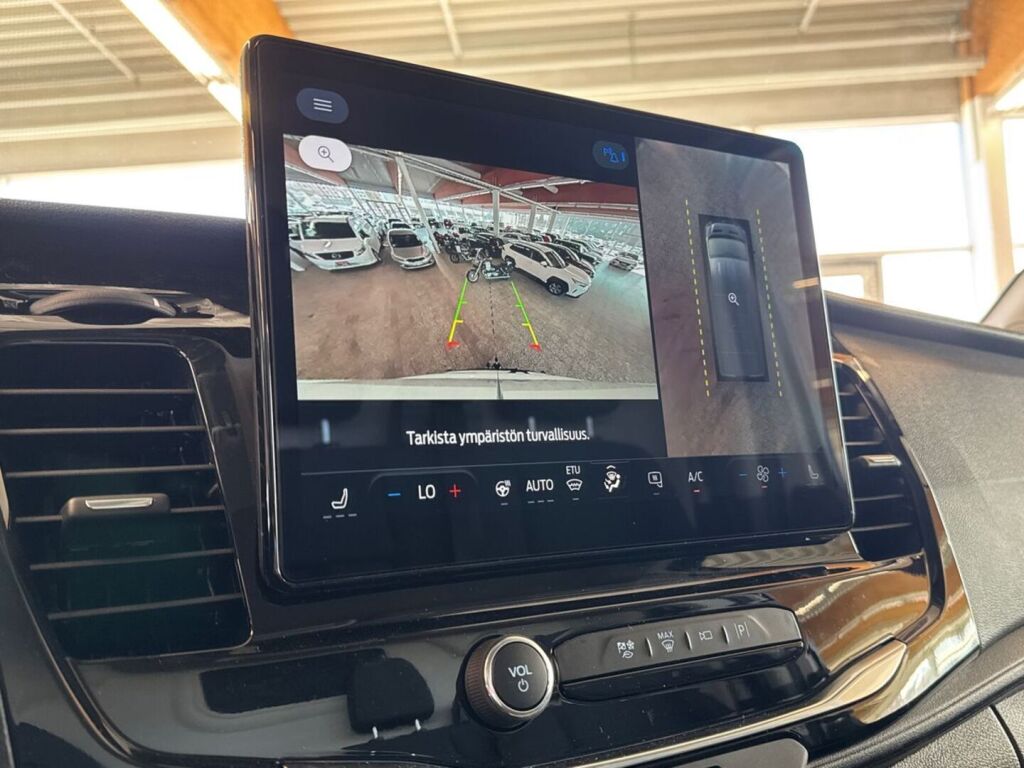 Ford Transit 2026 Frozen White