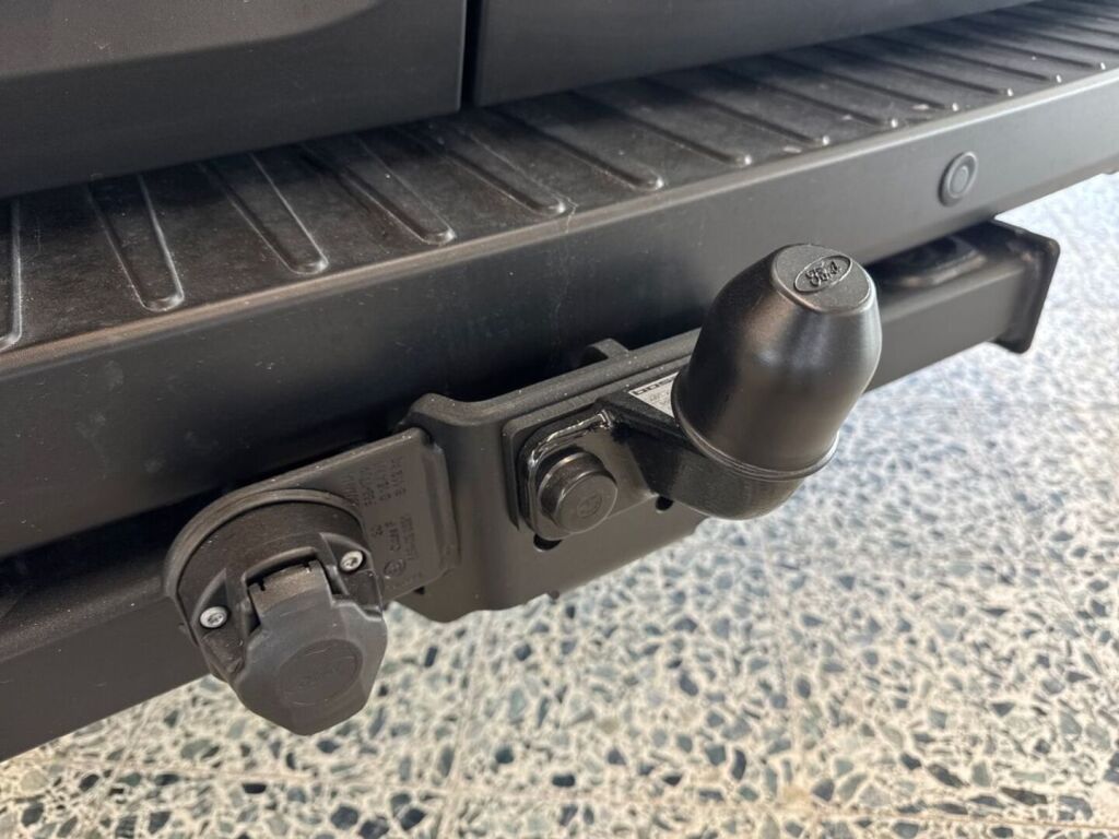 Ford Transit 2026 Frozen White