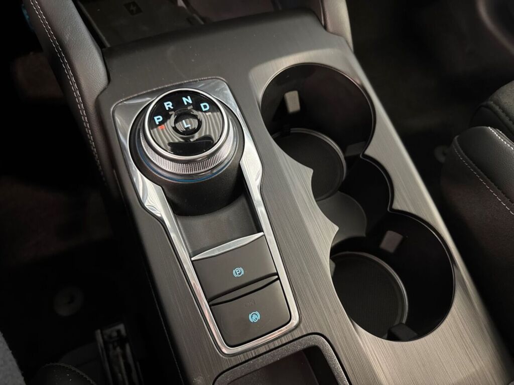 Ford Kuga 2026 Solar Silver