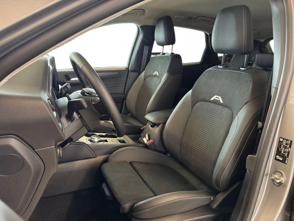 Ford Kuga 2026 Solar Silver