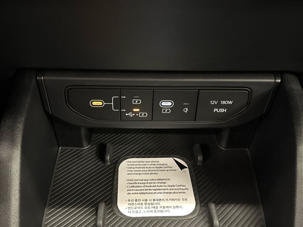 Kia K4 2026 Punainen