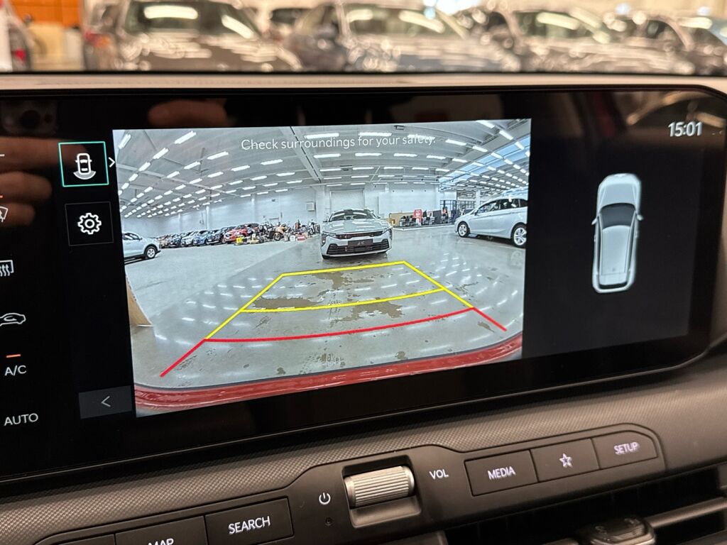 Kia K4 2026 Punainen