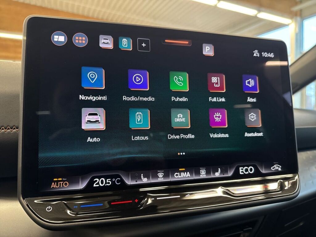 Cupra Born 2025 Valkoinen