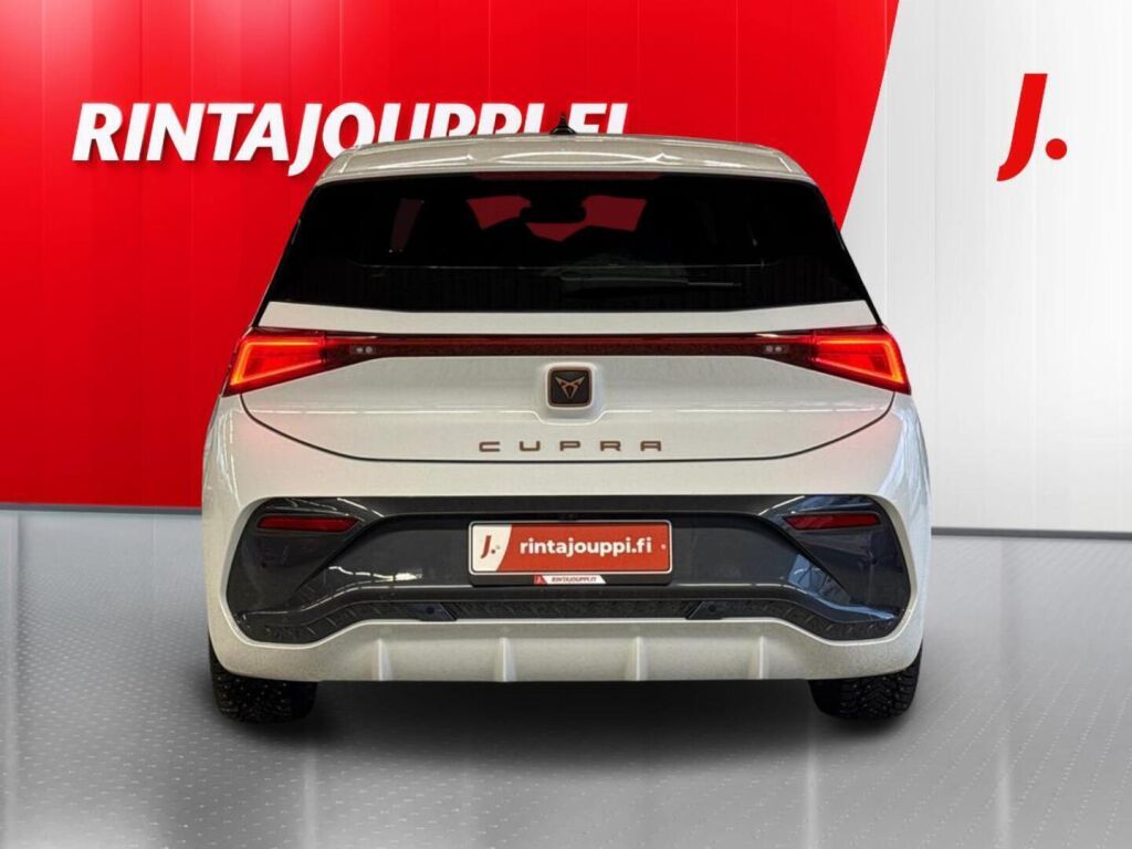 Cupra Born 2025 Valkoinen