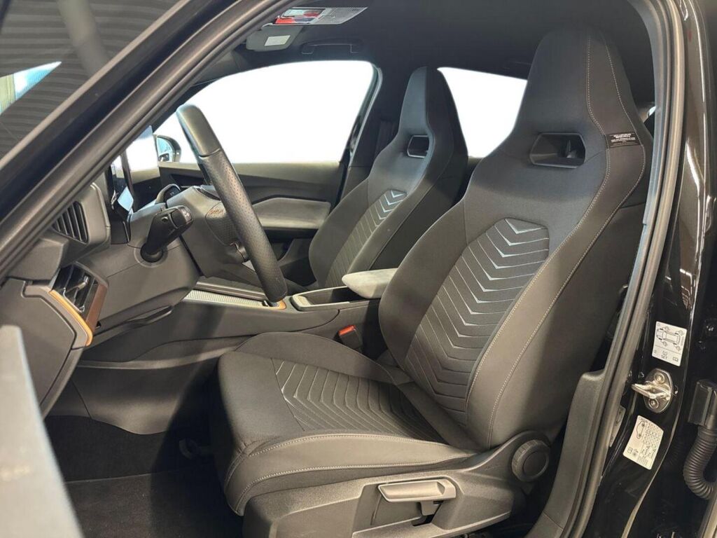 Cupra Born 2025 Musta