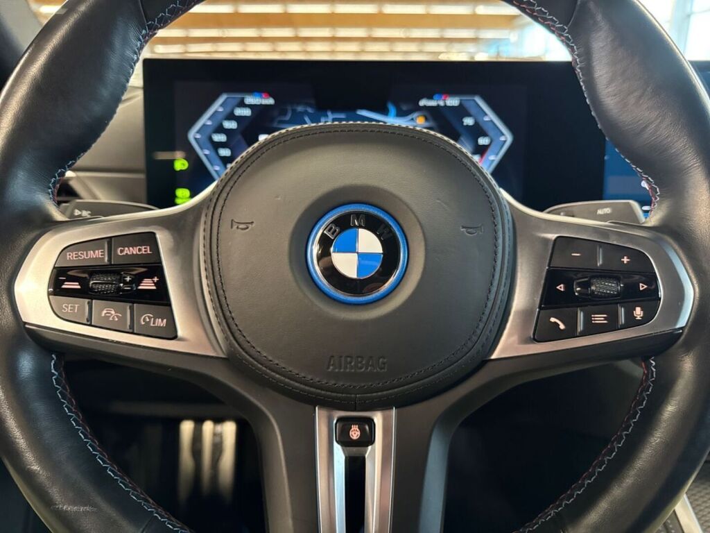 BMW I4 M50 2024 Punainen