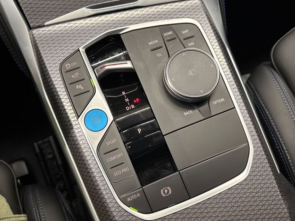 BMW I4 M50 2024 Punainen