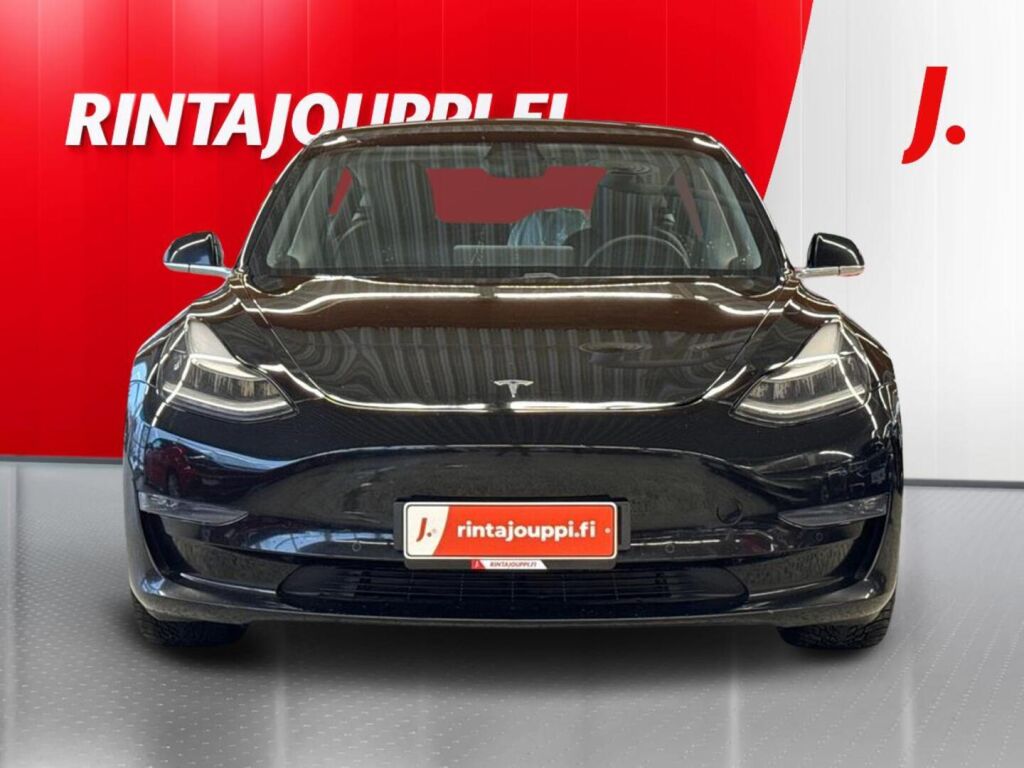 Tesla Model 3 2020 Musta