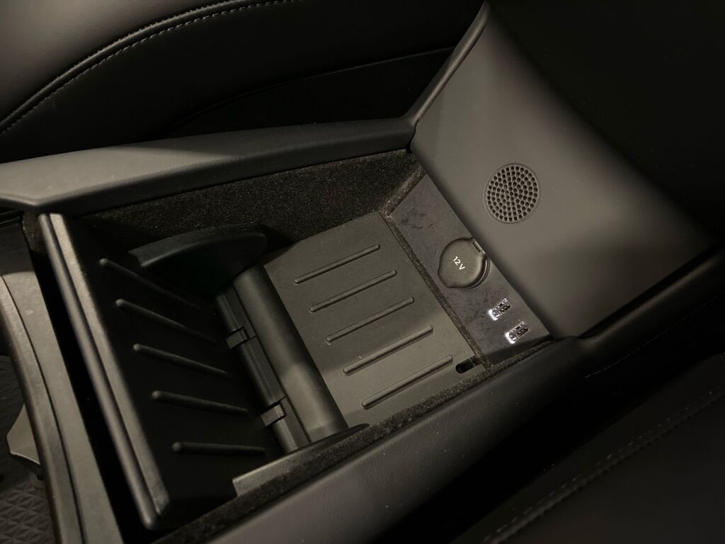 Tesla Model X 2018 Musta