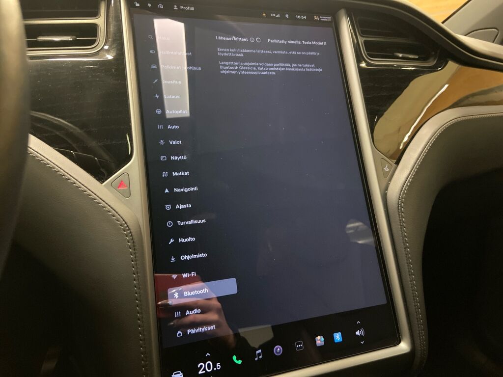 Tesla Model X 2018 Musta