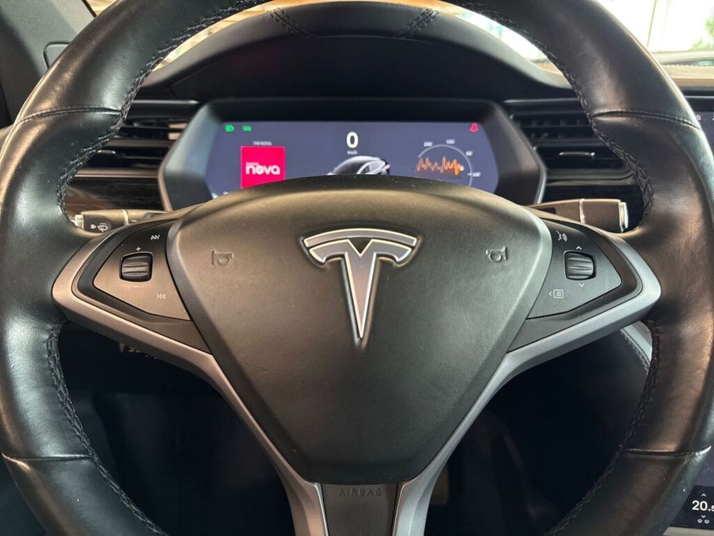 Tesla Model X 2018 Musta
