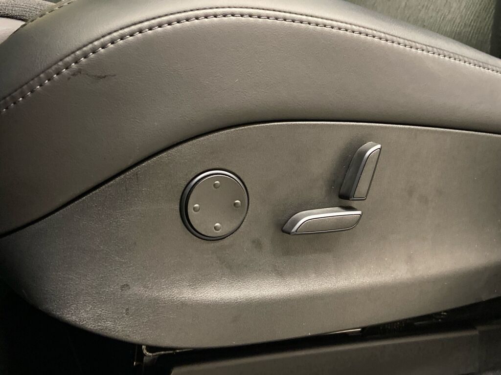 Tesla Model X 2018 Musta