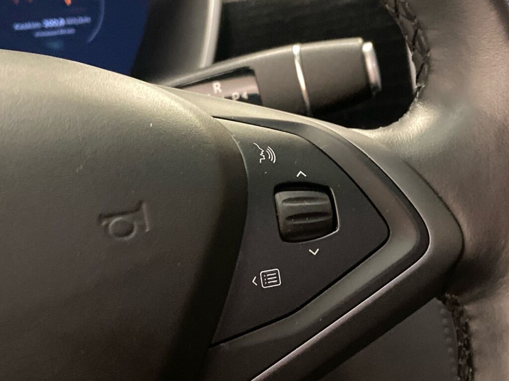 Tesla Model X 2018 Musta