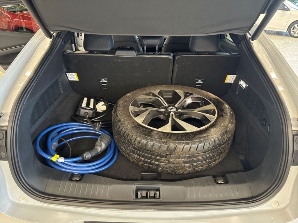 Ford Mustang Mach-E 2022 Space White