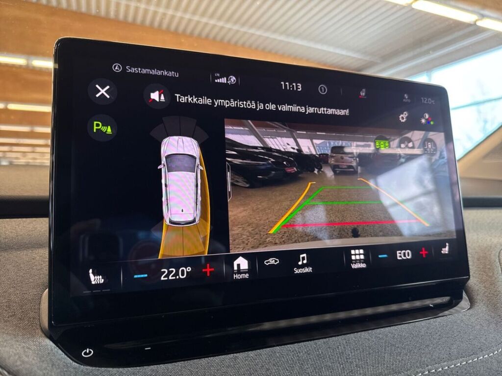 Skoda Enyaq 2022 Valkoinen