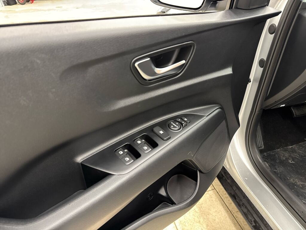 Kia Stonic 2026 Harmaa