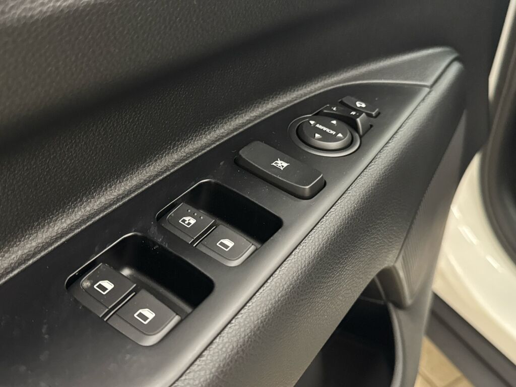 Kia Stonic 2026 Valkoinen