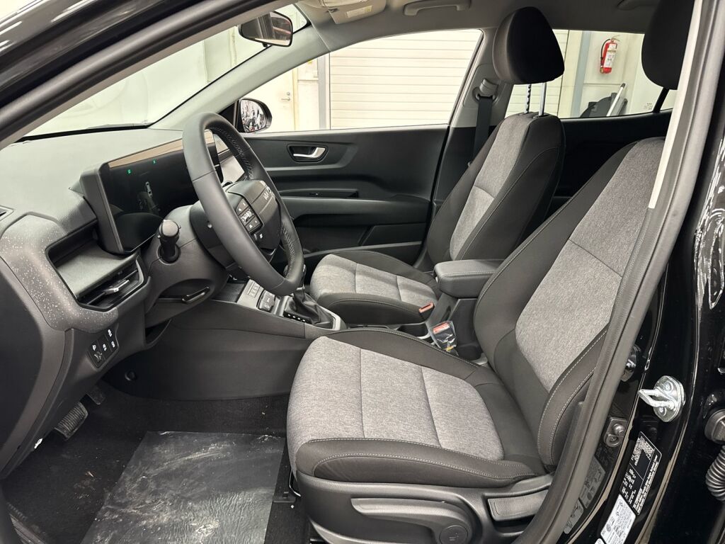 Kia Stonic 2026 Musta