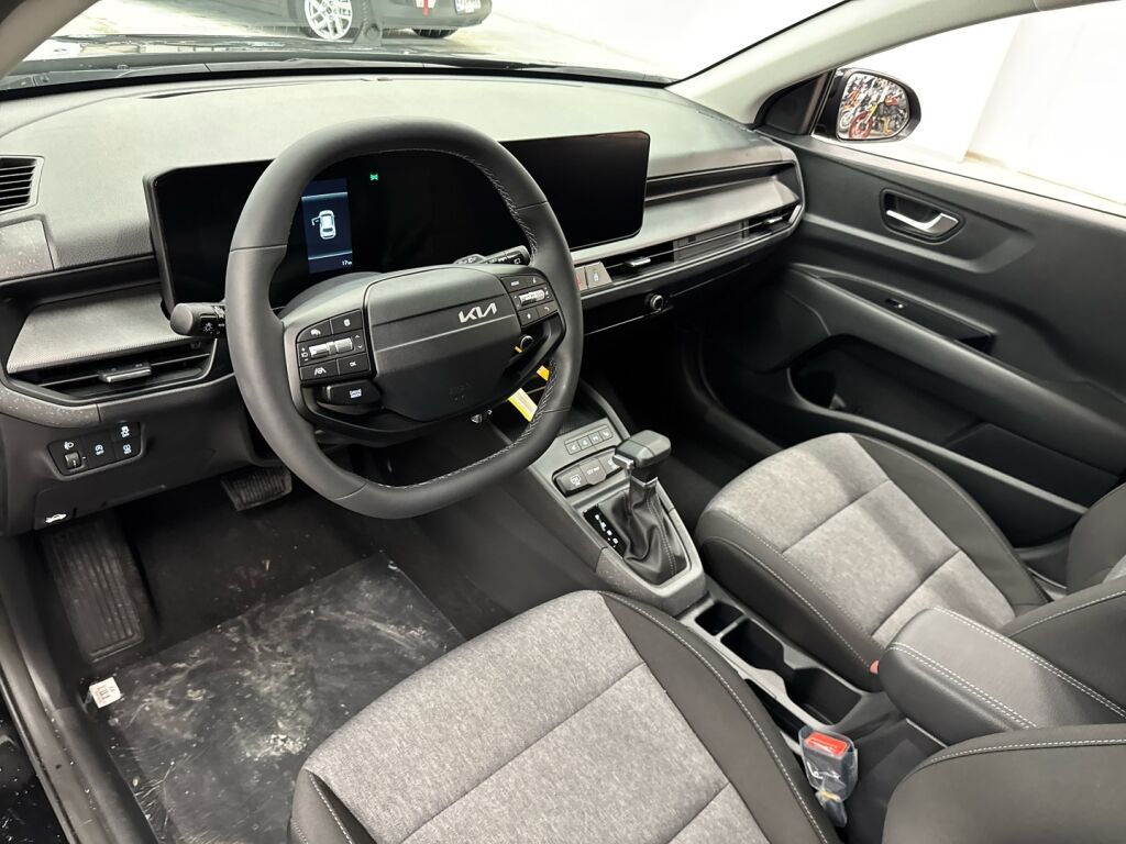 Kia Stonic 2026 Musta