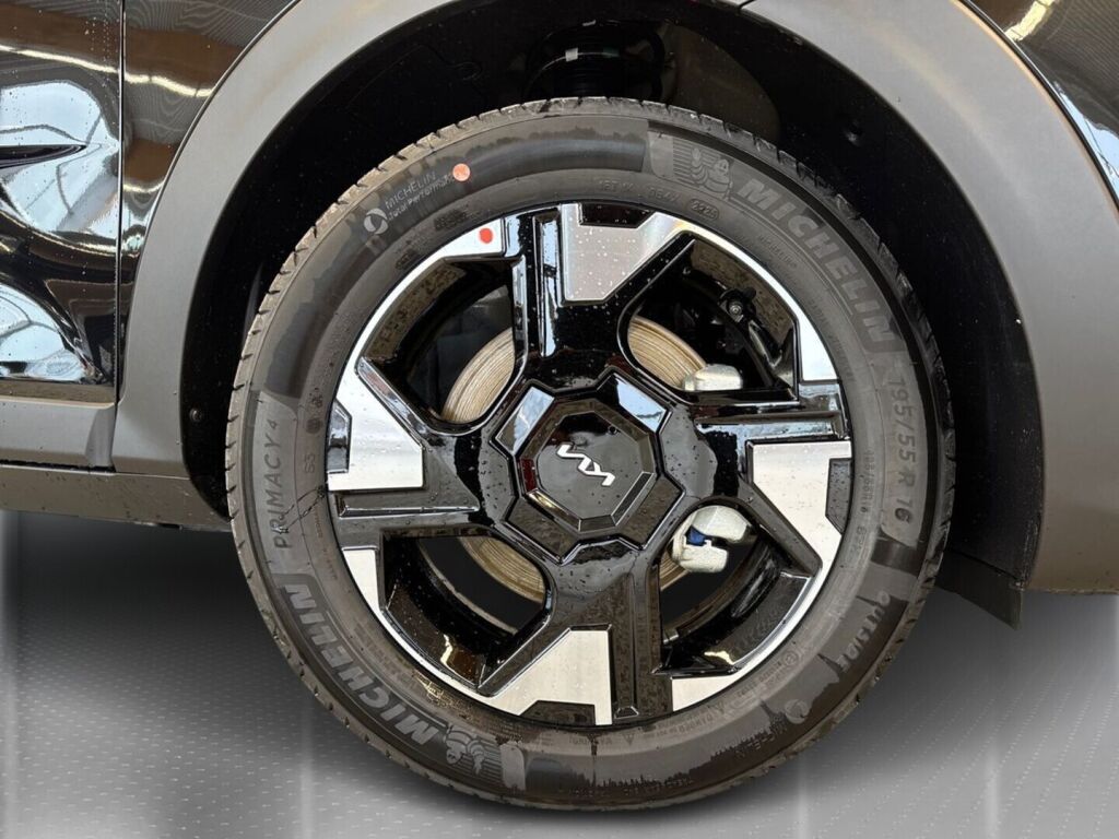 Kia Stonic 2026 Musta