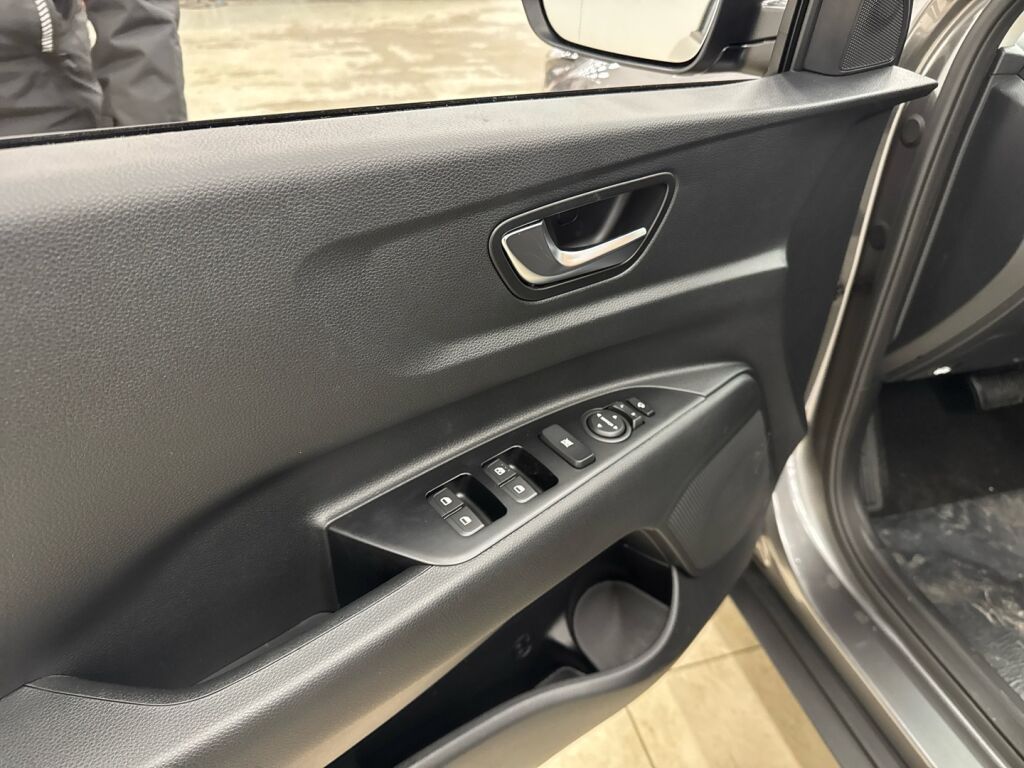 Kia Stonic 2026 Harmaa