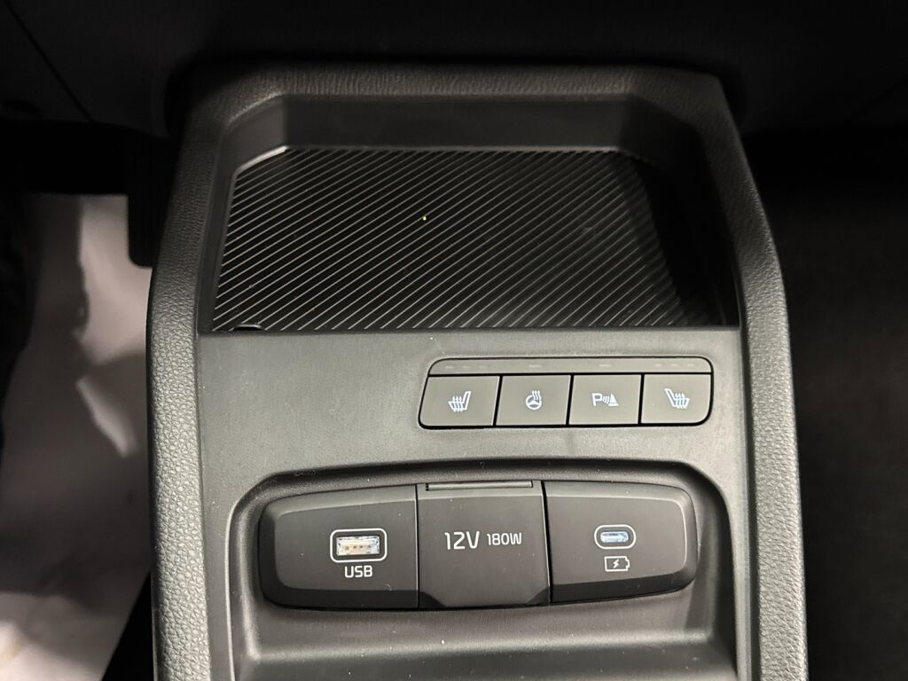 Kia Stonic 2026 Valkoinen