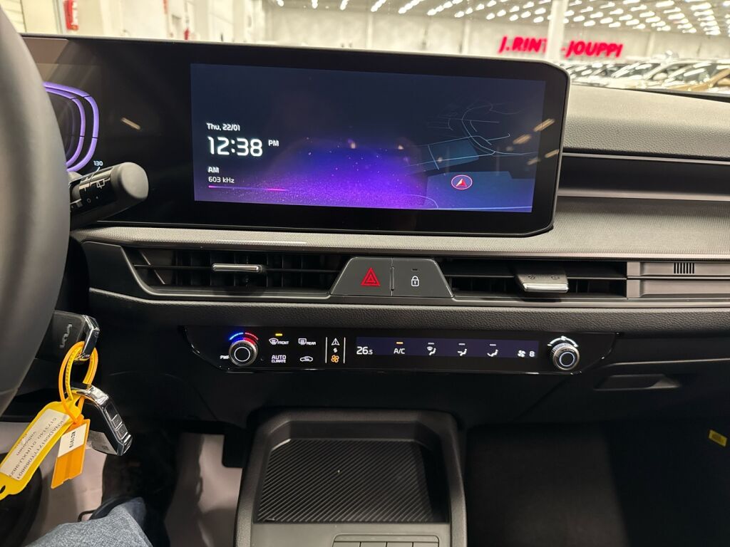 Kia Stonic 2026 Valkoinen