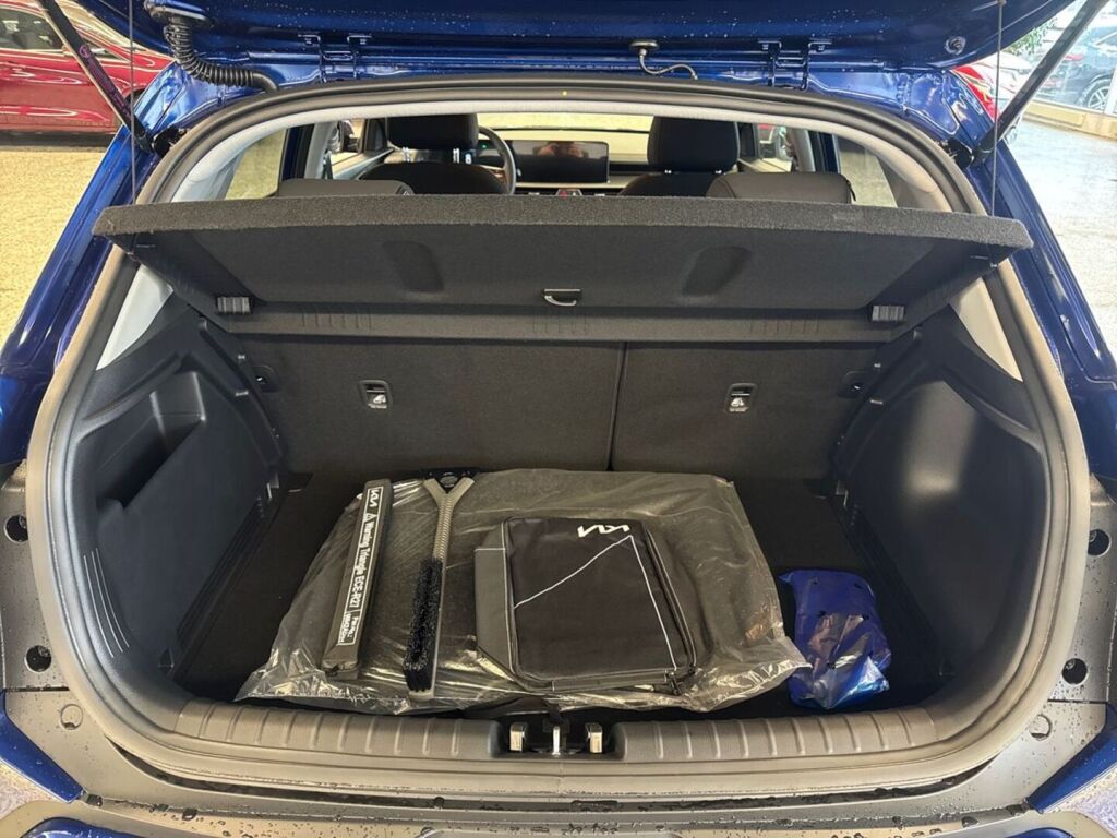 Kia Stonic 2026 Sininen