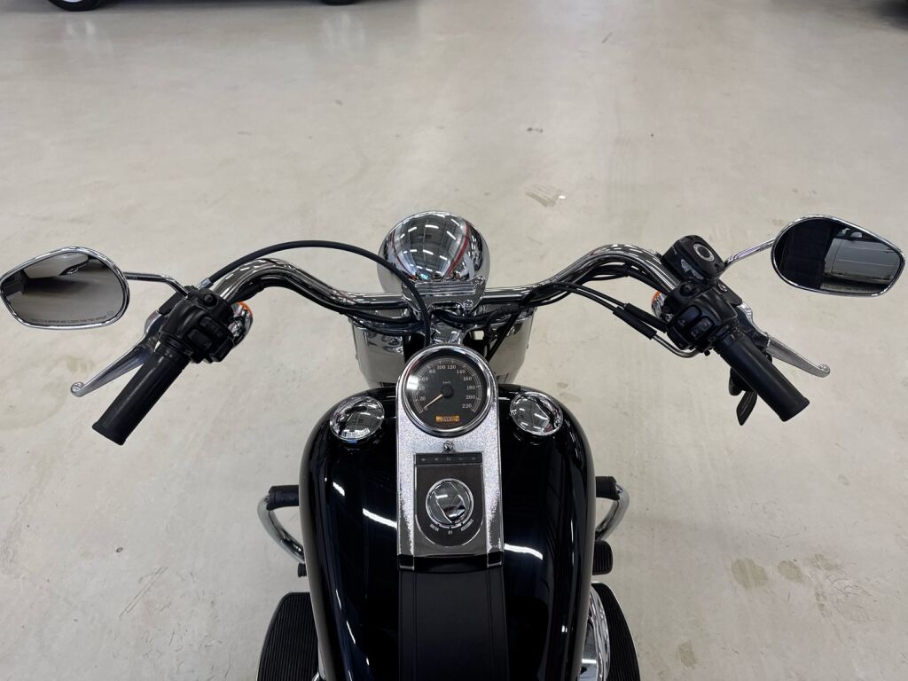 Harley-davidson SOFTAIL 2006 TP V 280