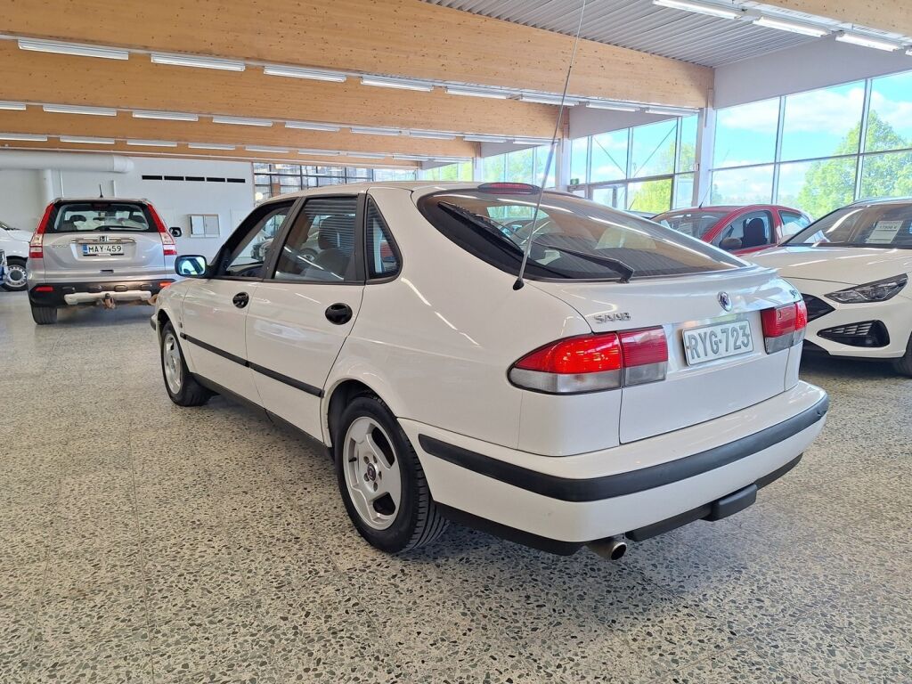 Saab 9-3 2000 Valkoinen