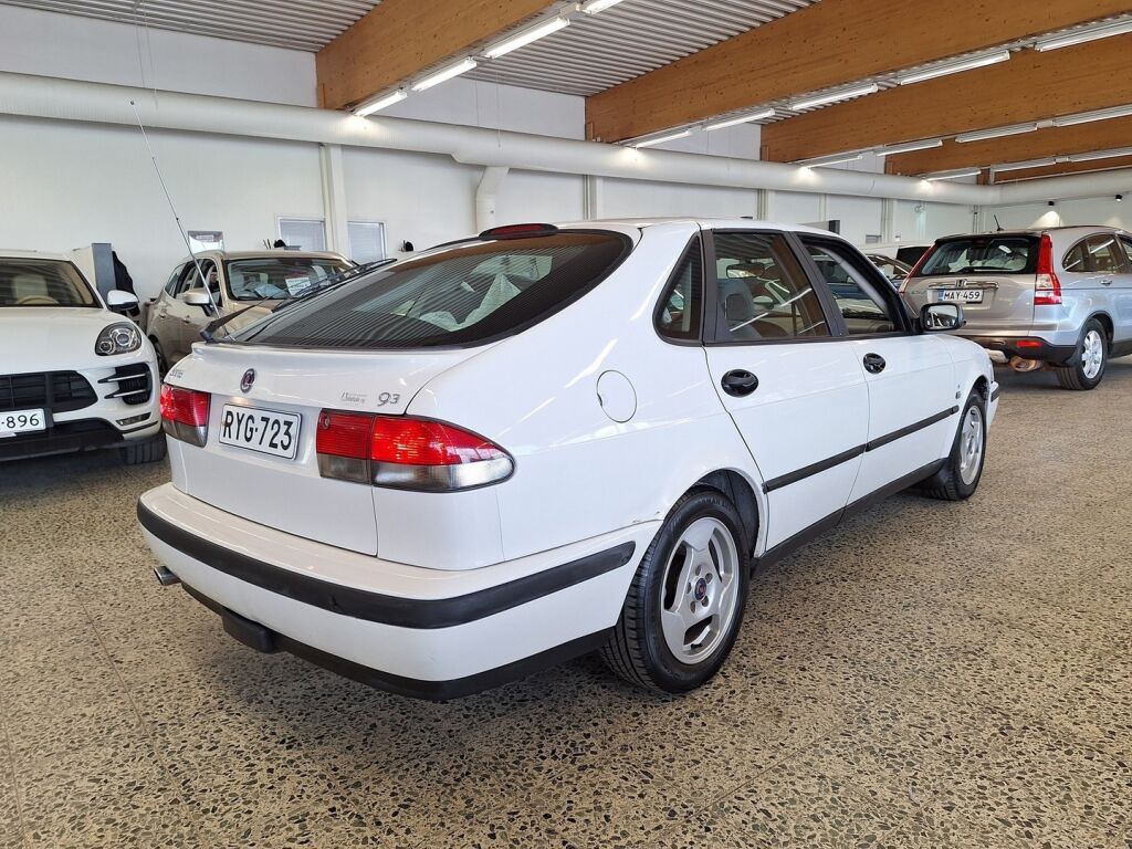 Saab 9-3 2000 Valkoinen