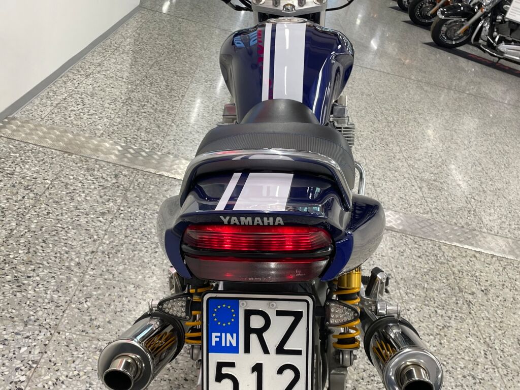 Yamaha XJR 2007 Musta
