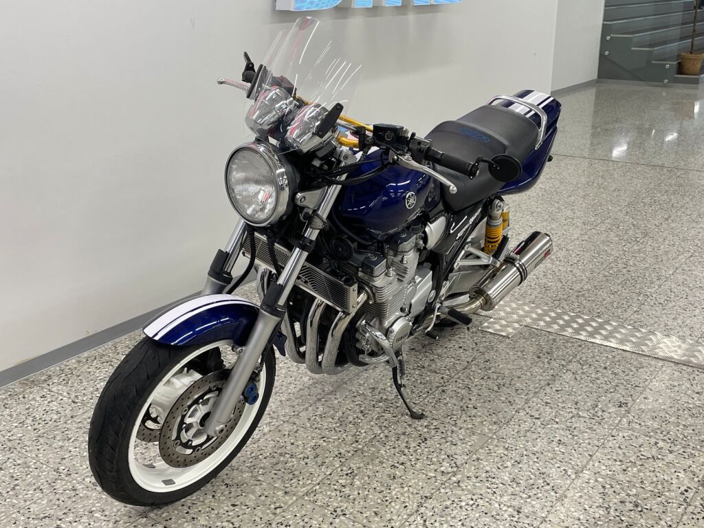 Yamaha XJR 2007 Musta