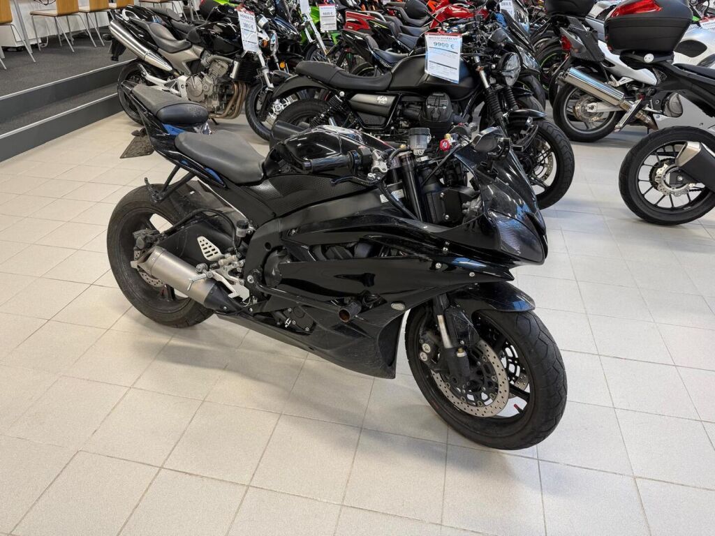 Yamaha YZF-R6 2006 MO V 33