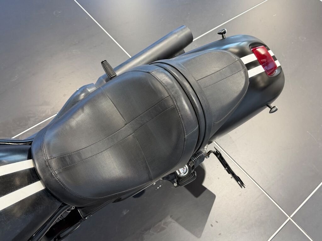 Harley-davidson VRSC 2008 