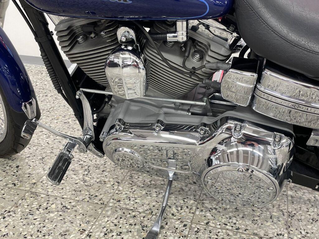 Harley-davidson DYNA 2006 Sininen