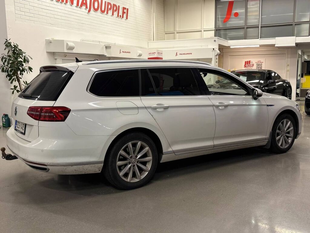 Volkswagen Passat 2017 Valkoinen