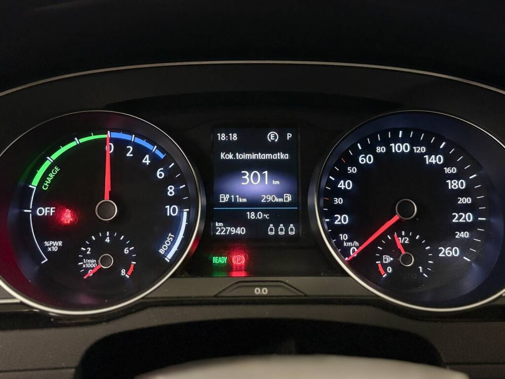 Volkswagen Passat 2017 Valkoinen