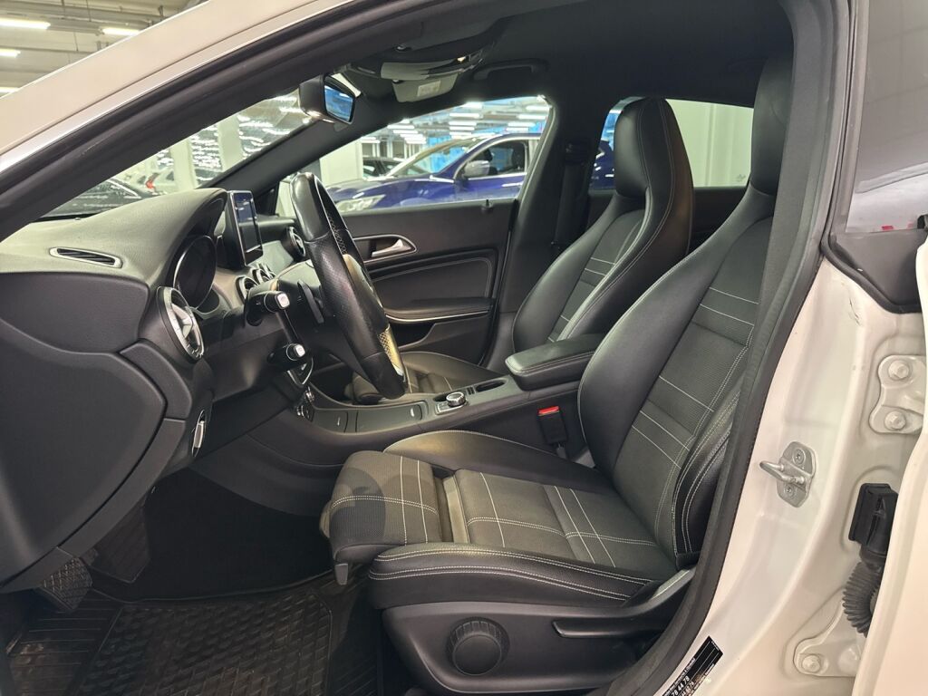 Mercedes-Benz CLA 2016 Valkoinen