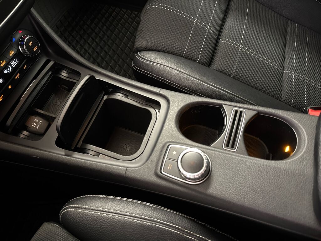 Mercedes-Benz CLA 2016 Valkoinen