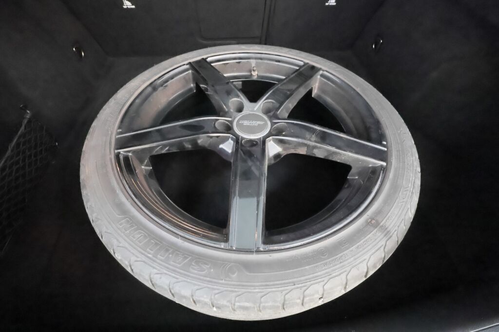 Mercedes-Benz CLA 2016 Musta