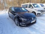 Volkswagen Golf 2016 Musta