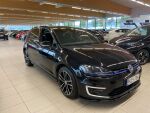 Volkswagen Golf 2016 Musta
