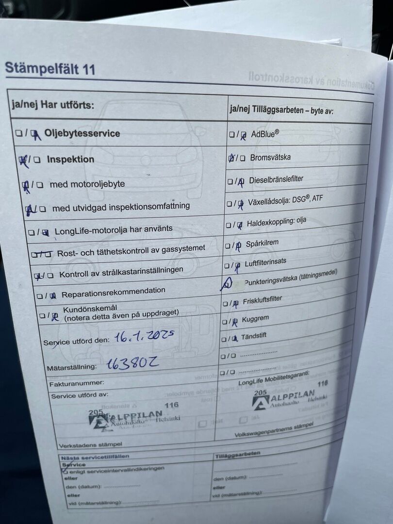 Volkswagen Golf 2016 Musta