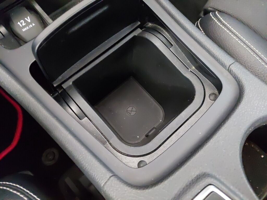 Mercedes-Benz CLA 2016 Musta