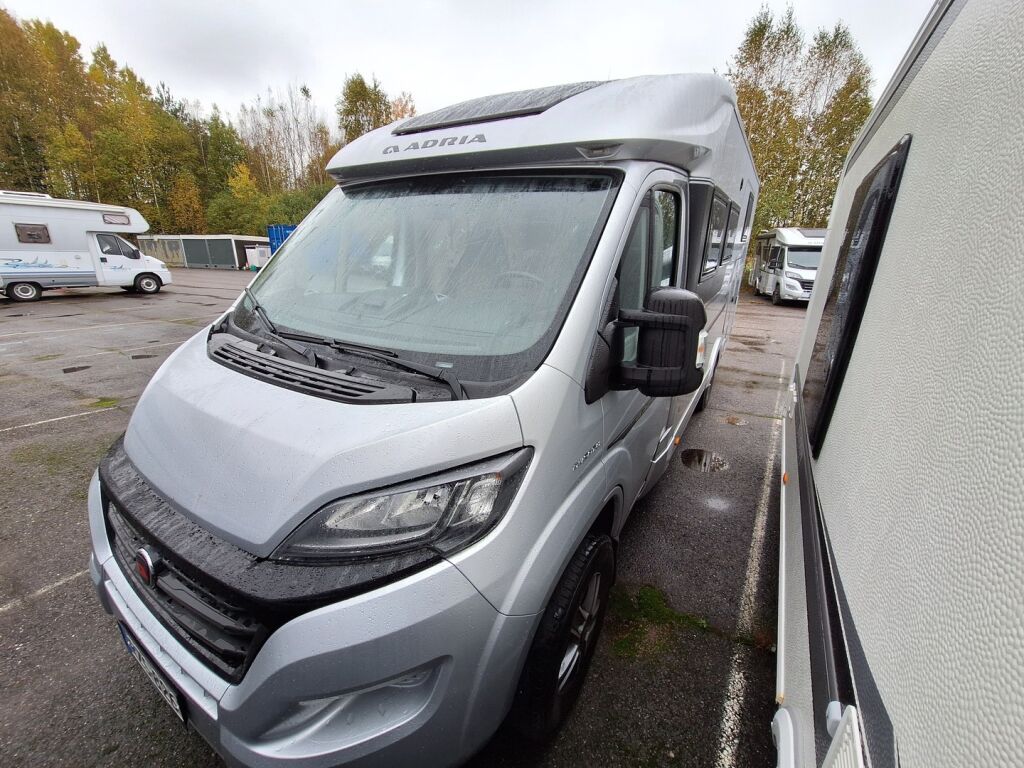 Adria Compact Supreme DL 2020 Harmaa